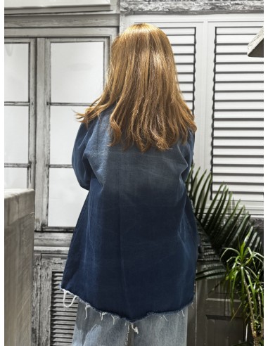 Chaqueta vaquera con aros metálicos oversize...