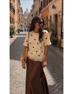 Camiseta amarilla de lunares con encaje – Camiseta casual...