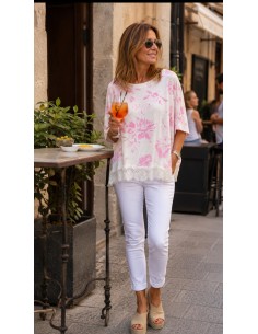 Camiseta de algodón estampada asimétrica con encaje oversize